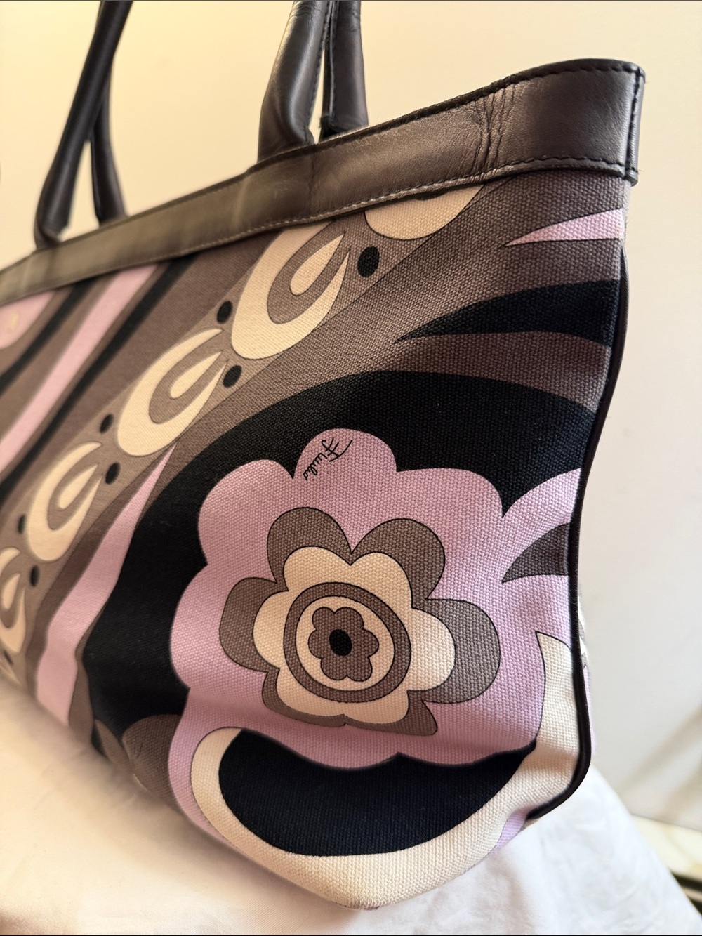 Vintage Emilio Pucci purple black gray and white canvas and leather tote handbag - Picture 3 of 15